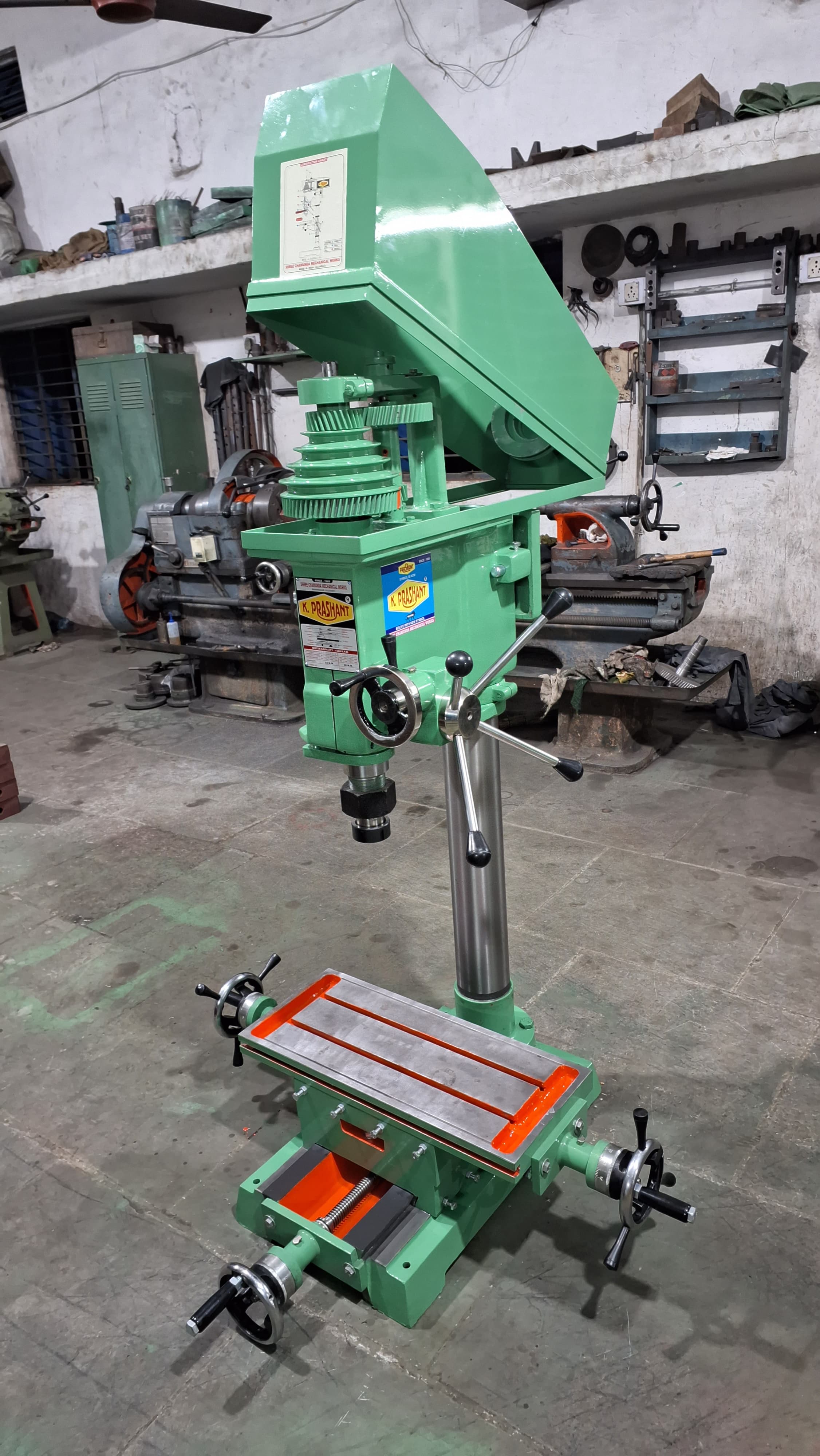 32mm (MT-4) Pillar Drilling cum Milling Machine v4